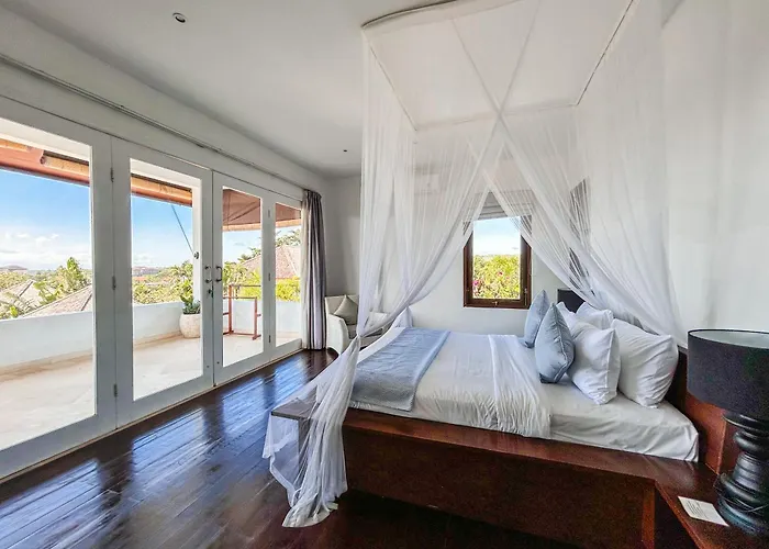 Villa The Backyard Bingin: Private Beach-view Mansion For Events Uluwatu (Bali)