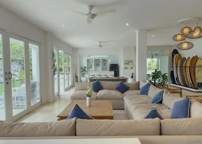 The Backyard Bingin: Private Beach-view Mansion For Events Villa Uluwatu (Bali)